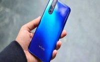 Vivo V15 - điện thoại chơi game tầm trung