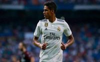 Tin Real Madrid 27/4: Gấp rút gia hạn với 'báu vật' Varane