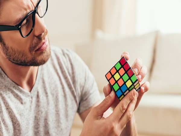 Những lưu ý khác khi chơi Rubik 4x4