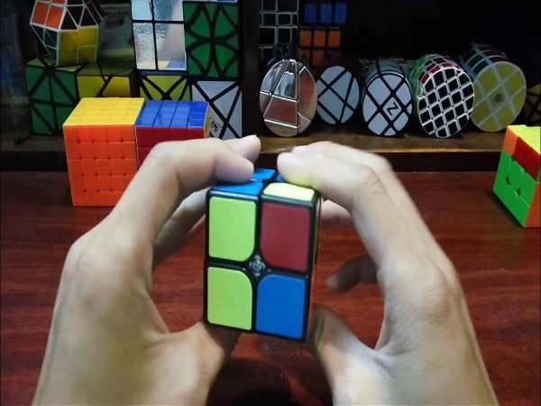 Khám phá công thức giải Rubik 2x2: Bí quyết từ cao thủ