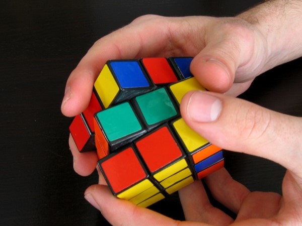 Áp dụng 7 công thức xoay rubik 3x3 tốc độ nhanh nhất